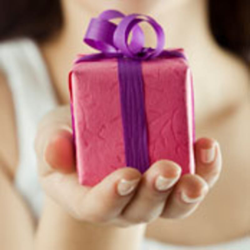 articles/2009/12/14/the-7-day-holiday-giving-challenge/walker-giving-challenge_mezvy4