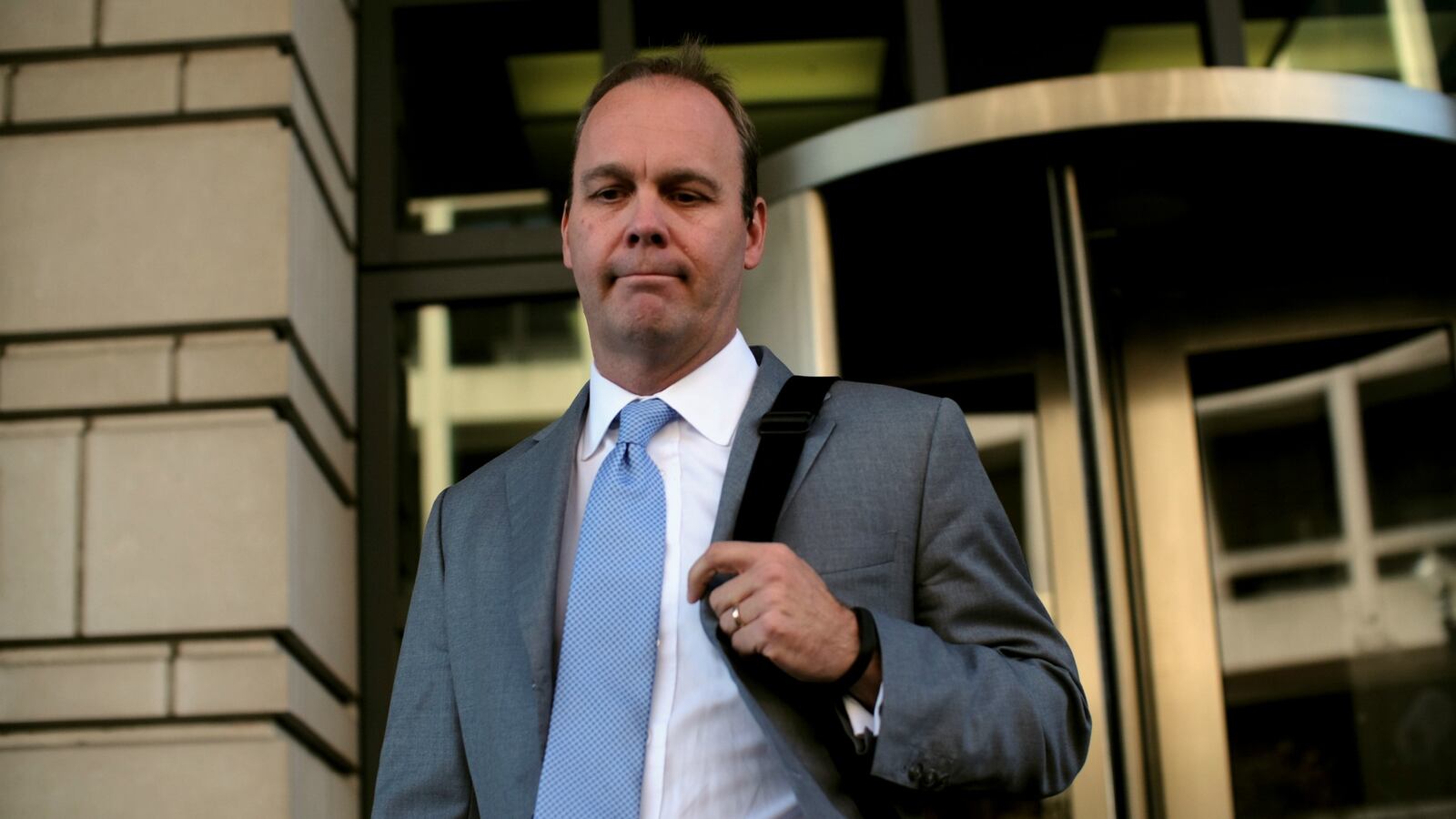 180219-rick-gates-deal-manafort-cheat_iohdsb