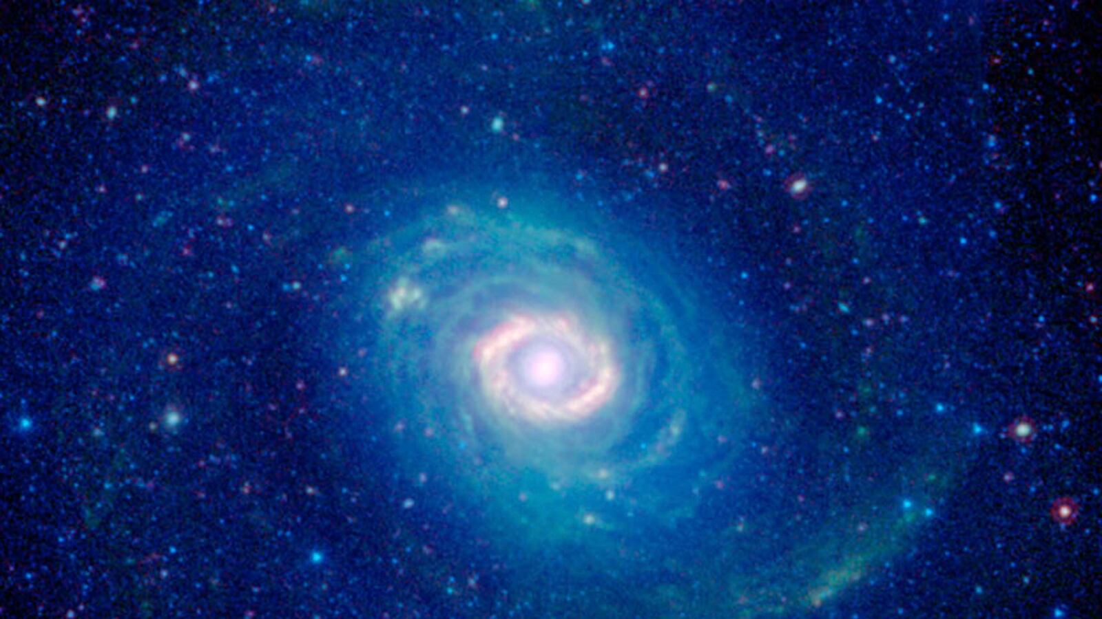 articles/2014/09/14/some-of-the-first-galaxies-were-big-babies/140912-francis-big-galaxies-tease_y16xkg