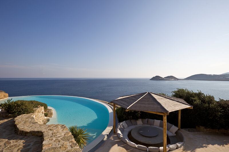 galleries/2013/03/08/omg-i-want-this-house-mykonos-photos/130307-omg-greece15_gqjeay