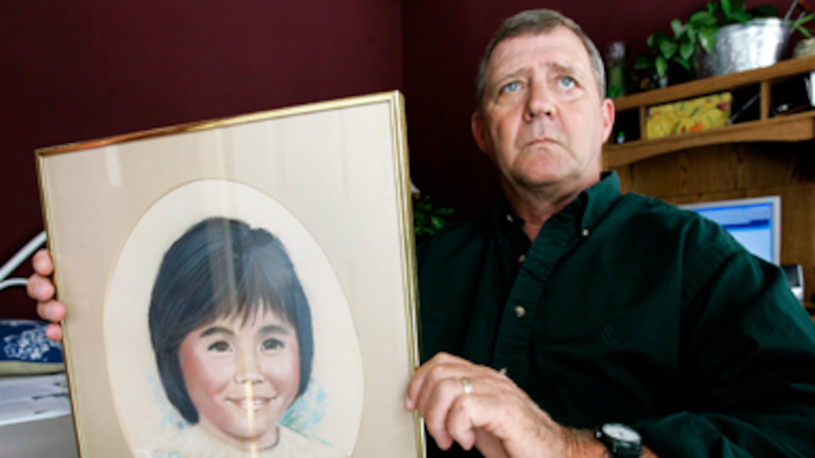 articles/2011/04/24/semper-fi-always-faithful-ensmingers-tribeca-film-on-a-marine-corps-cover-up/grove-ensminger_175669_nkvsfr