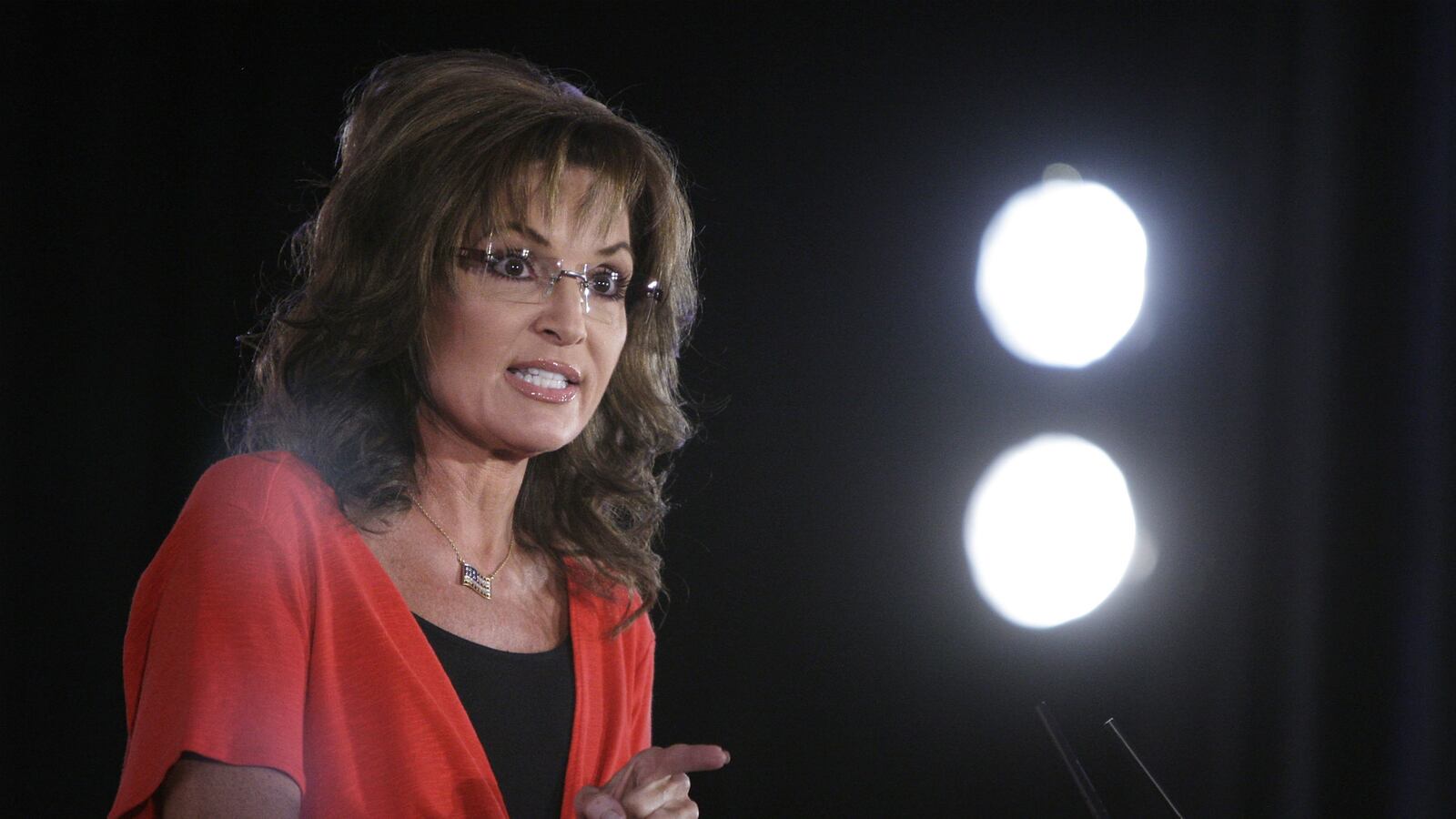 cheats/2015/07/07/sarah-palin-s-channel-goes-bust/150707-palin-cheat_cbk8ed