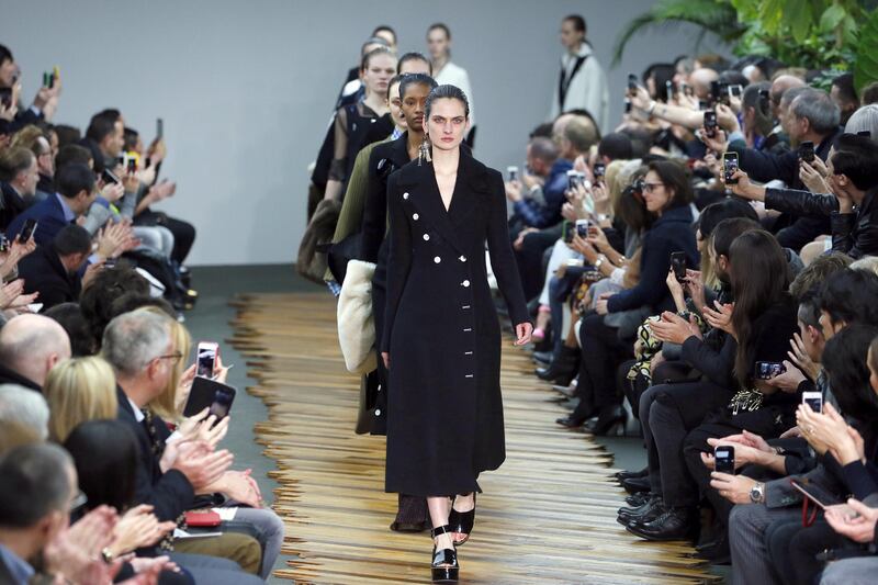 galleries/2014/02/26/best-of-paris-fashion-week-fall-winter-2014-photos/20140303-paris-fashion-week-3_rs7hfa