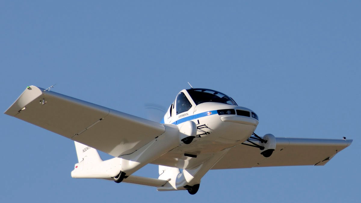 cheats/2012/04/03/first-u-s-flying-car-debuts/flying-car-terrafugia-transition-cheat_gksw9g