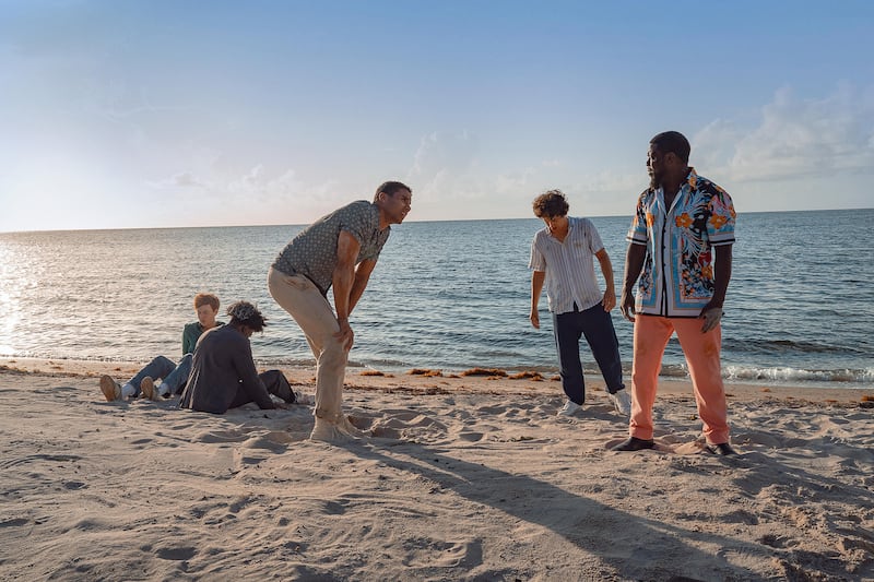 Kevin Hart, Marcello Hernández, Kam Patterson, Mason Gooding, and Ben Marshall in 72 Hours (2026)