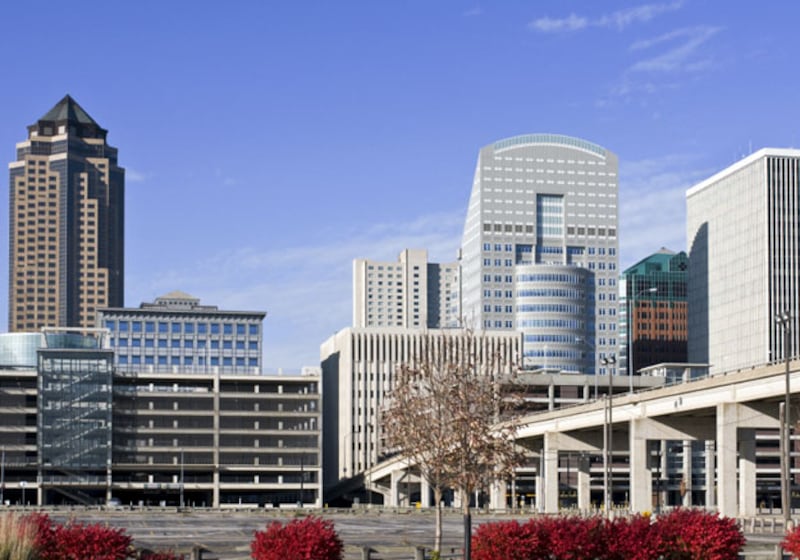 galleries/2010/10/06/30-cities-to-restart-your-career/momentum-cities---des-moines-west-des-moines-ia_r6992i