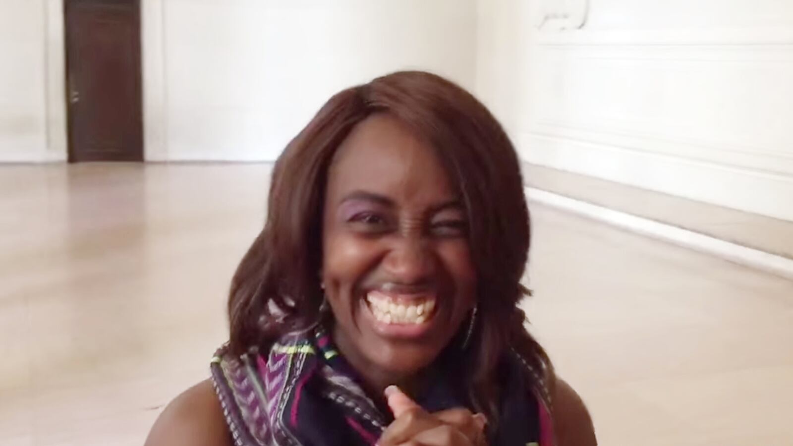 articles/2016/07/01/woman-s-national-anthem-rendition-goes-viral/160701-slattery-national-anthem-tease_owipow