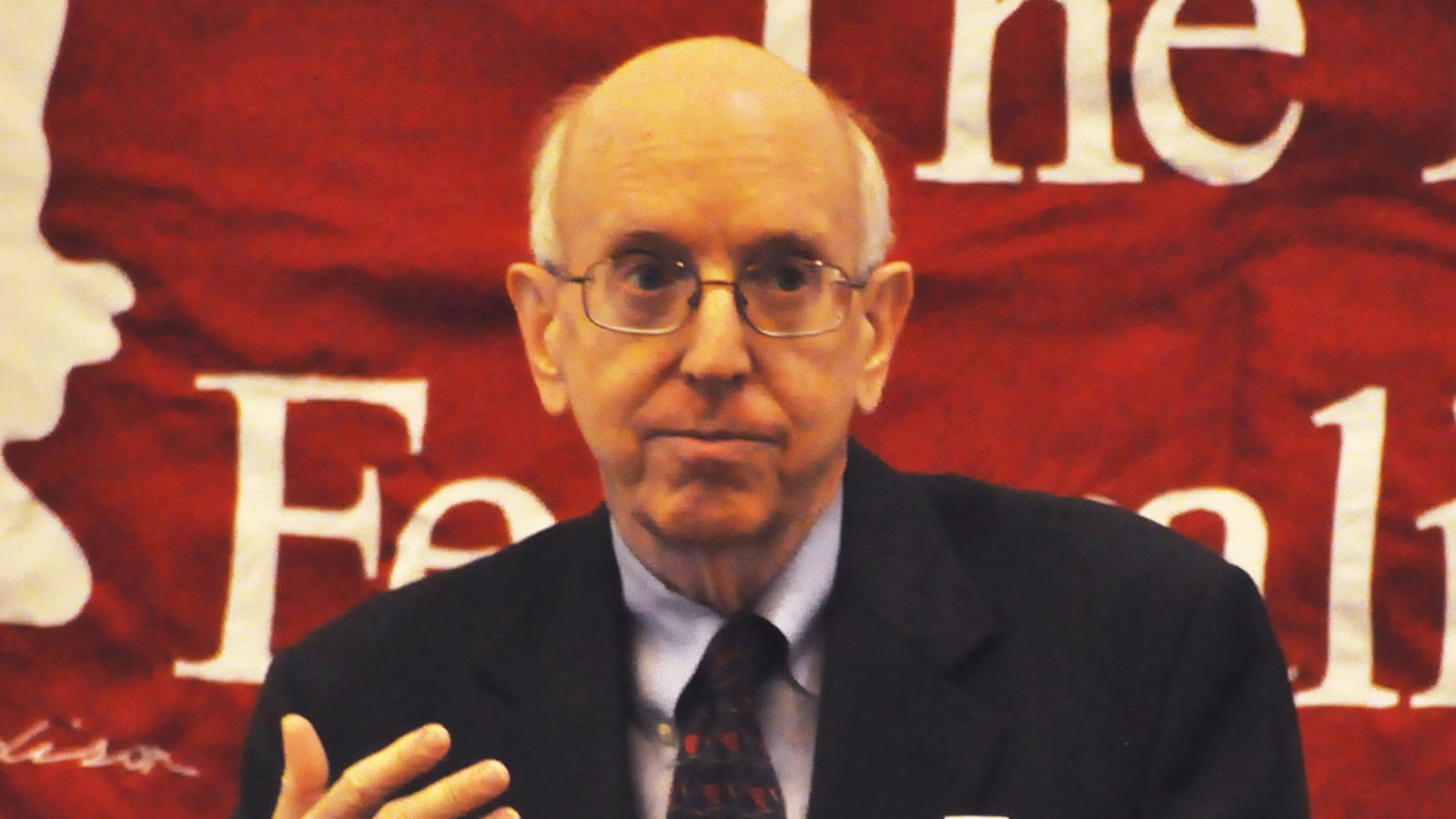 articles/2012/06/12/federal-judge-rejects-demeanor-defense-blasts-group-lineups-in-appeals-ruling/judge-posner-attack-warren_tnfjos