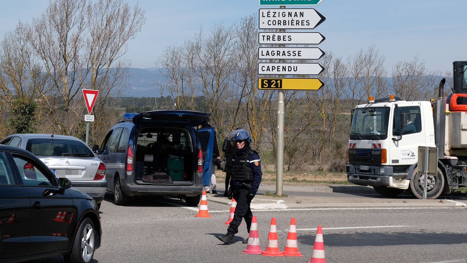 180323-hines-france-attack-tease_whonup