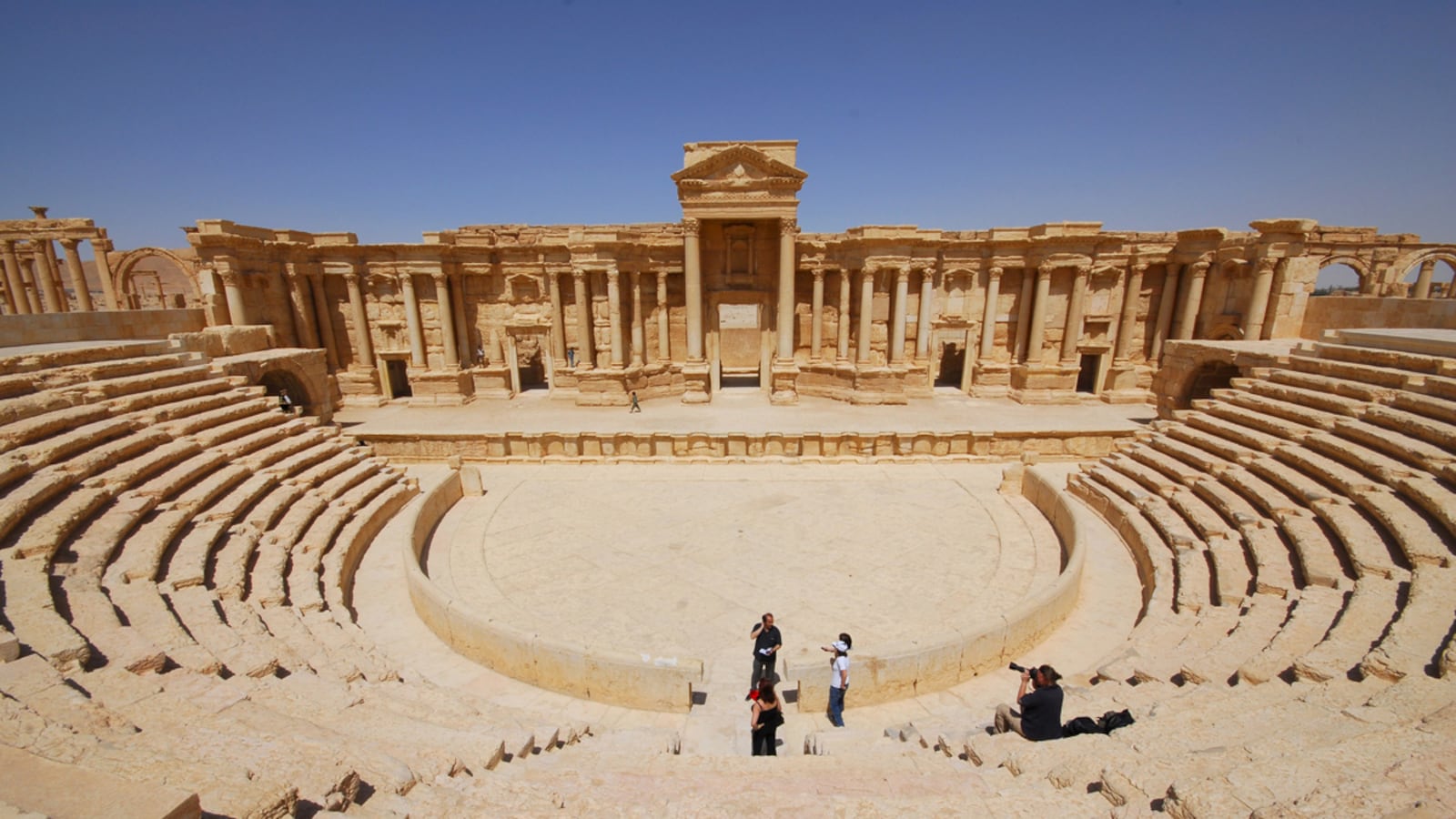 cheats/2015/06/22/isis-is-booby-trapping-ancient-palmyra/150622-palmyra-cheat_tzr8wm