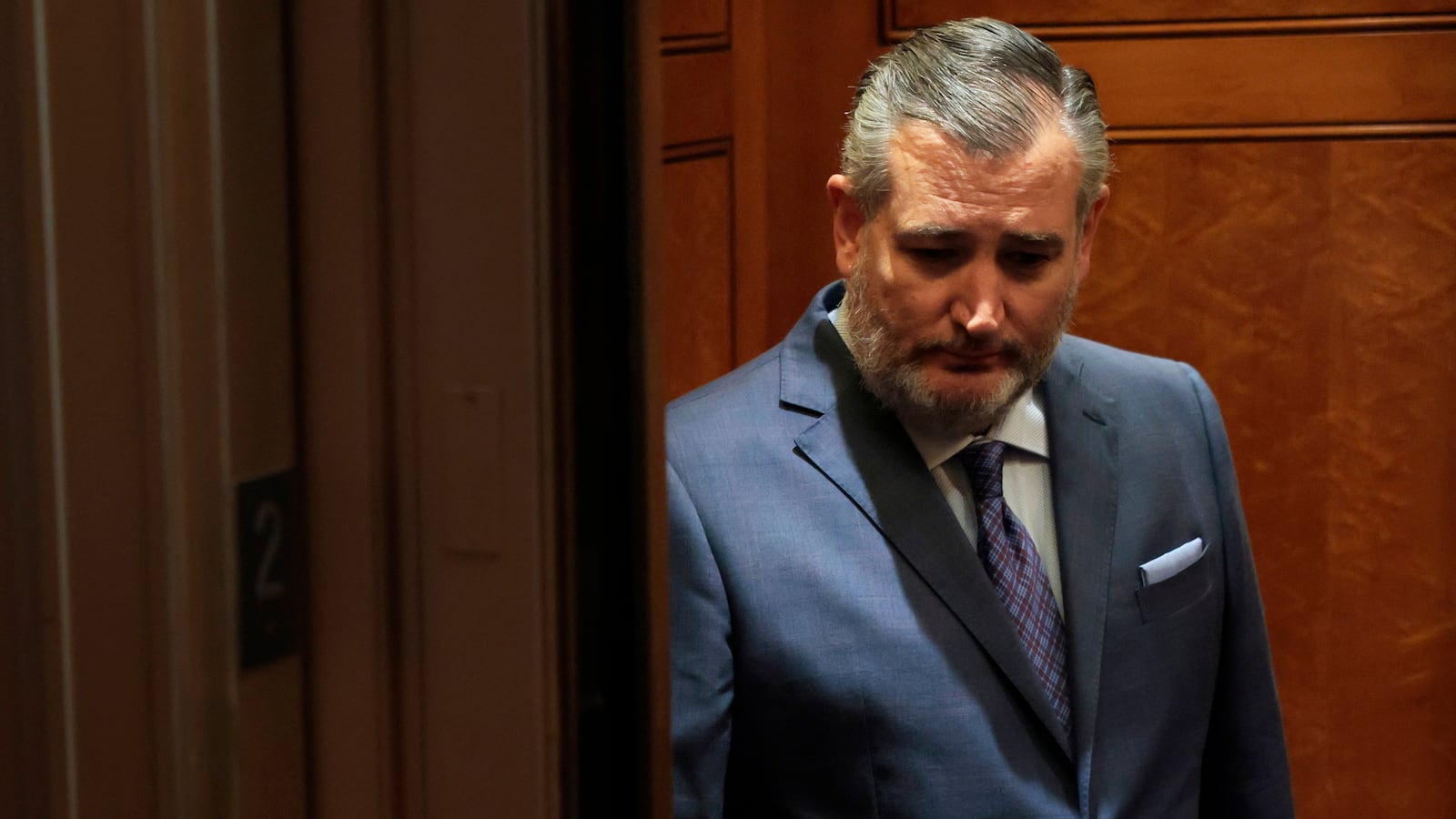 U.S. Sen. Ted Cruz (R-TX) rides in an elevator