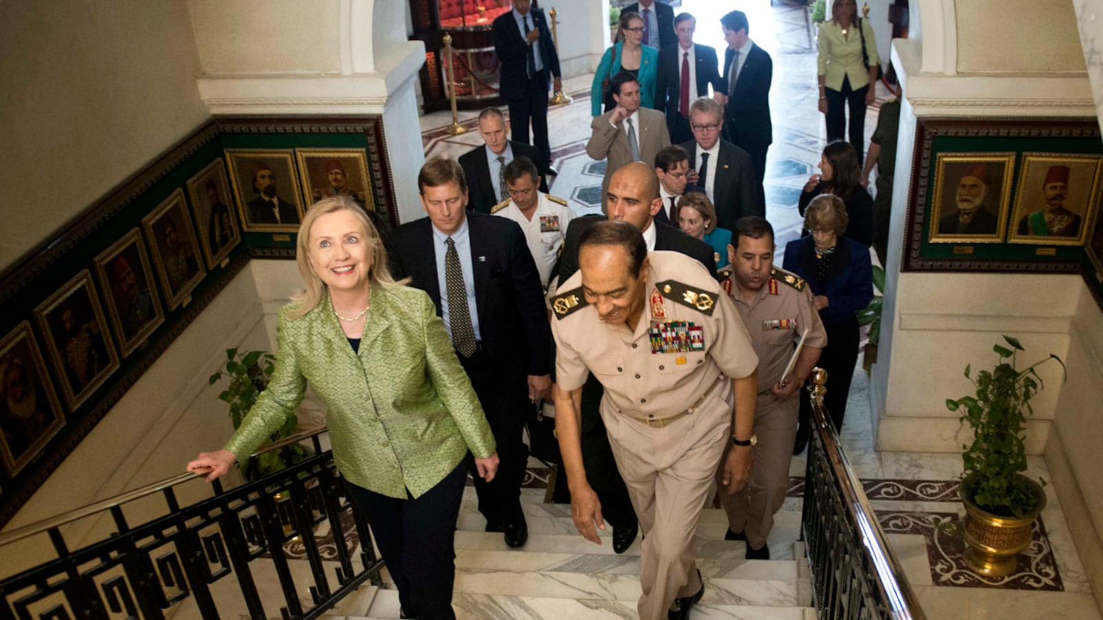 articles/2012/07/15/hillary-clinton-meets-mohamed-morsi/hillary-clinton-visits-egypt-salama_o1ijch