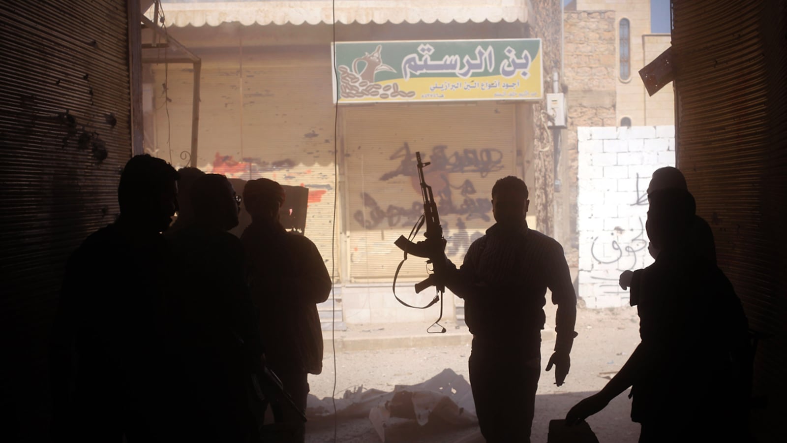 articles/2012/04/11/rebel-syrian-soldiers-in-turkey-vow-to-return-home-as-assad-spurns-u-n-ceasefire/syria-violence_tk8iqf