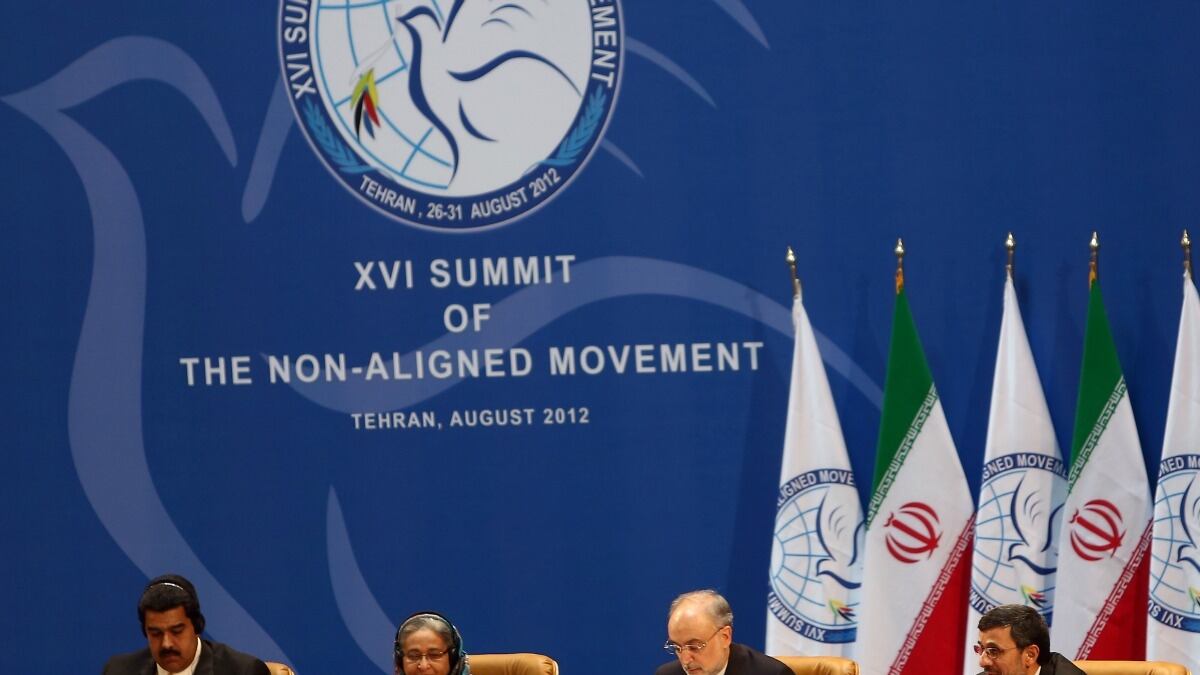 cheats/2012/09/07/uk-and-europe-call-for-iran-sanctions/iran-nuclear-cheat_vqwdod