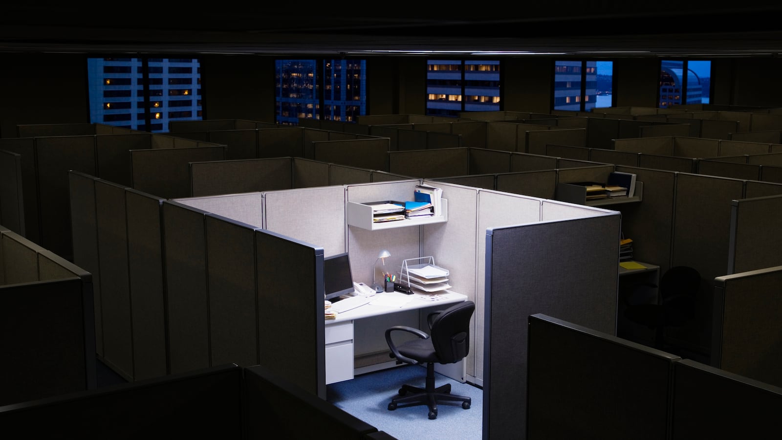 articles/2014/05/01/squares-in-cubes-a-history-of-two-centuries-of-office-culture/140430-cubed-smith-tease_gc1wve