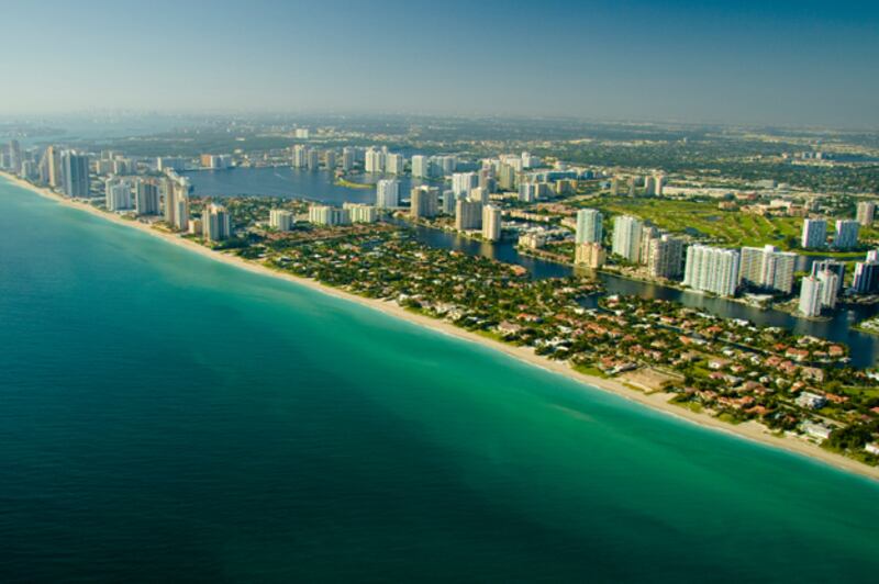 galleries/2011/01/30/vainest-cities/charitable-cities---miami_updbyg