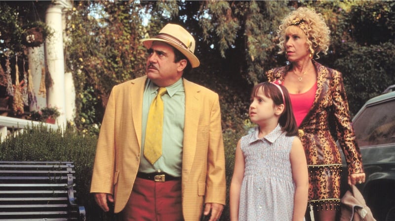 articles/2013/04/16/matilda-star-mara-wilson-reviews-matilda-the-musical/130415-setoodeh-matilda-tease_h2iw45