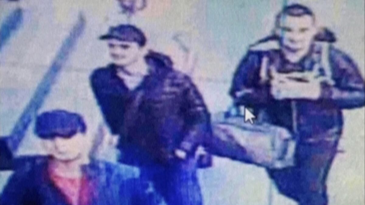 cheats/2016/07/01/report-akhmed-one-arm-planned-bombing/160701-cctv-istanbul-airport-cheat_whshwv