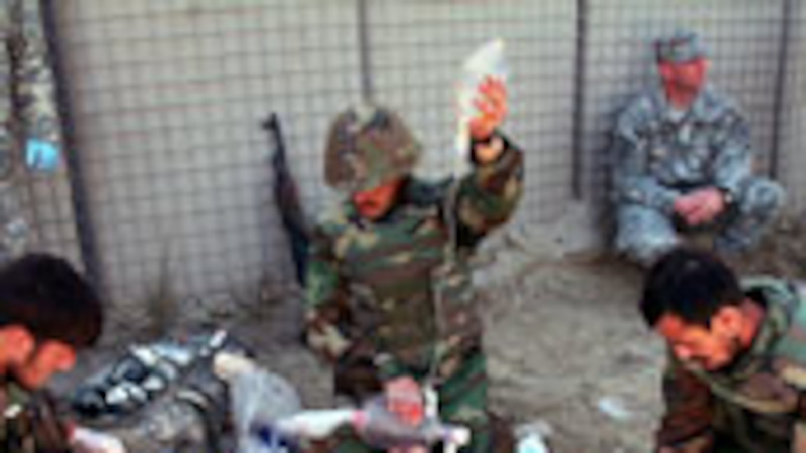 articles/2009/10/10/can-this-film-save-afghanistan/greenwald-documentary_55291_swr9dg