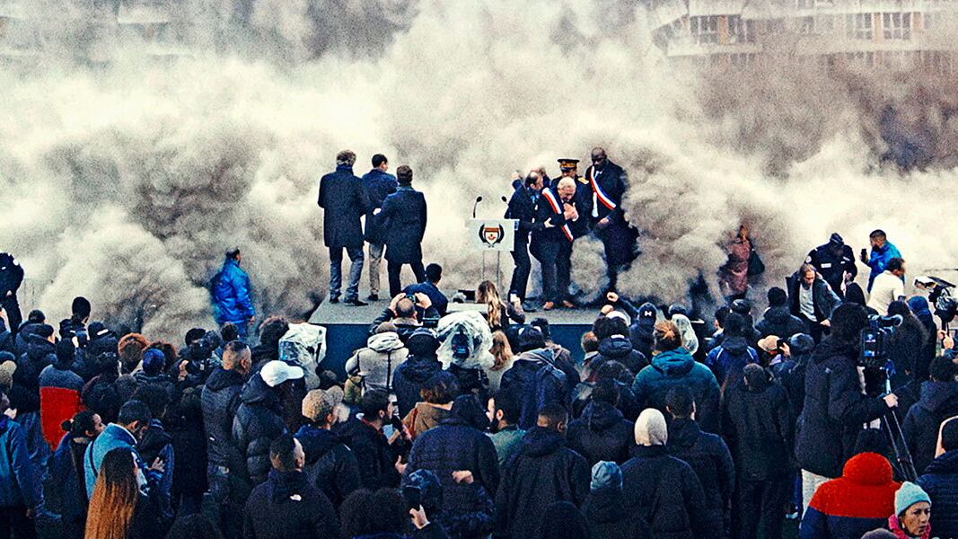 Photo still from 'Les Indésirables'