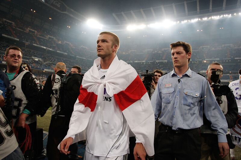 galleries/2013/05/16/let-us-reflect-on-david-beckham-s-hotness/130513-beckham-flag_utociw