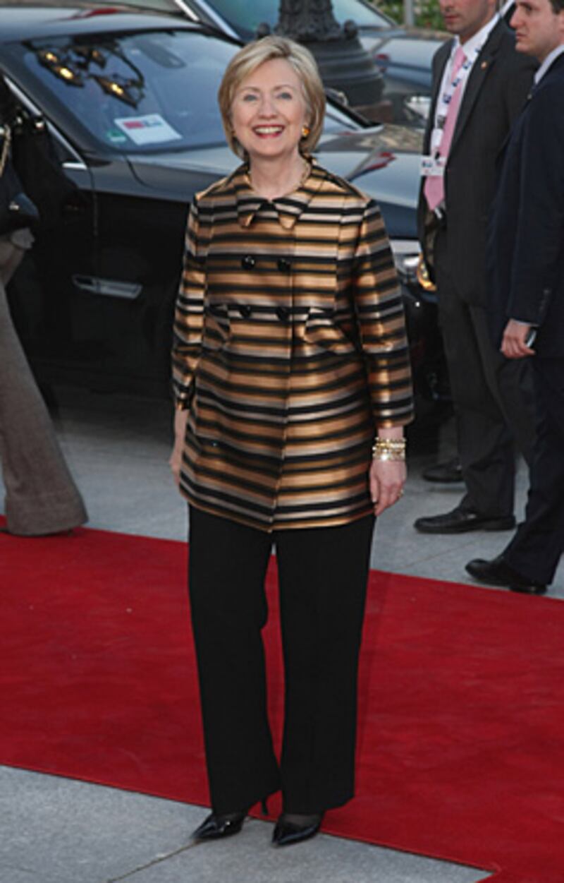 galleries/2009/12/24/the-year-in-red-carpet/year-in-red-carpet---hillary_xxt2ov
