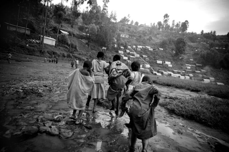 galleries/2009/10/07/in-the-congo-pregnant-and-displaced/elliot---4_ktfj5g