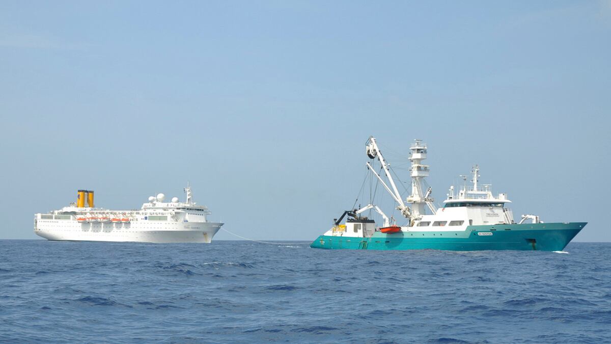 cheats/2012/02/28/power-fails-on-italian-cruise-ship/costa-allegra-ship-loses-power-towed-to-safety-cheat_vo7qzj