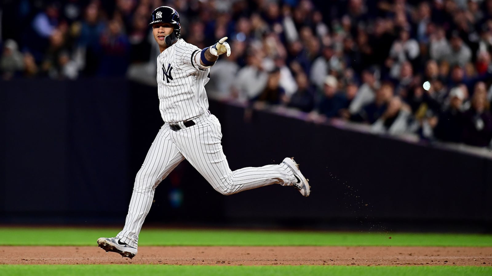 210516-axe-yankees-coronaivrus-tease_vc9pma