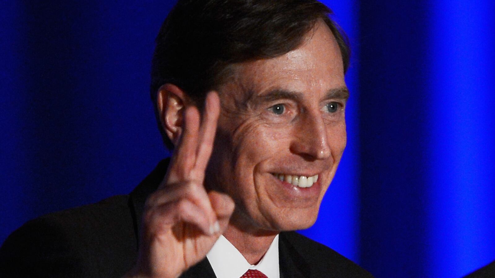 cheats/2013/09/07/petraeus-backs-syria-intervention/130502-petraeus-teach-usc-cheat_aqartq