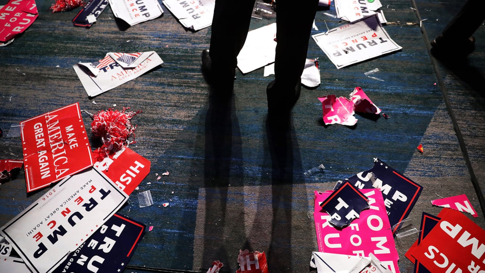 201109-sommer-trump-tease_jaeubu