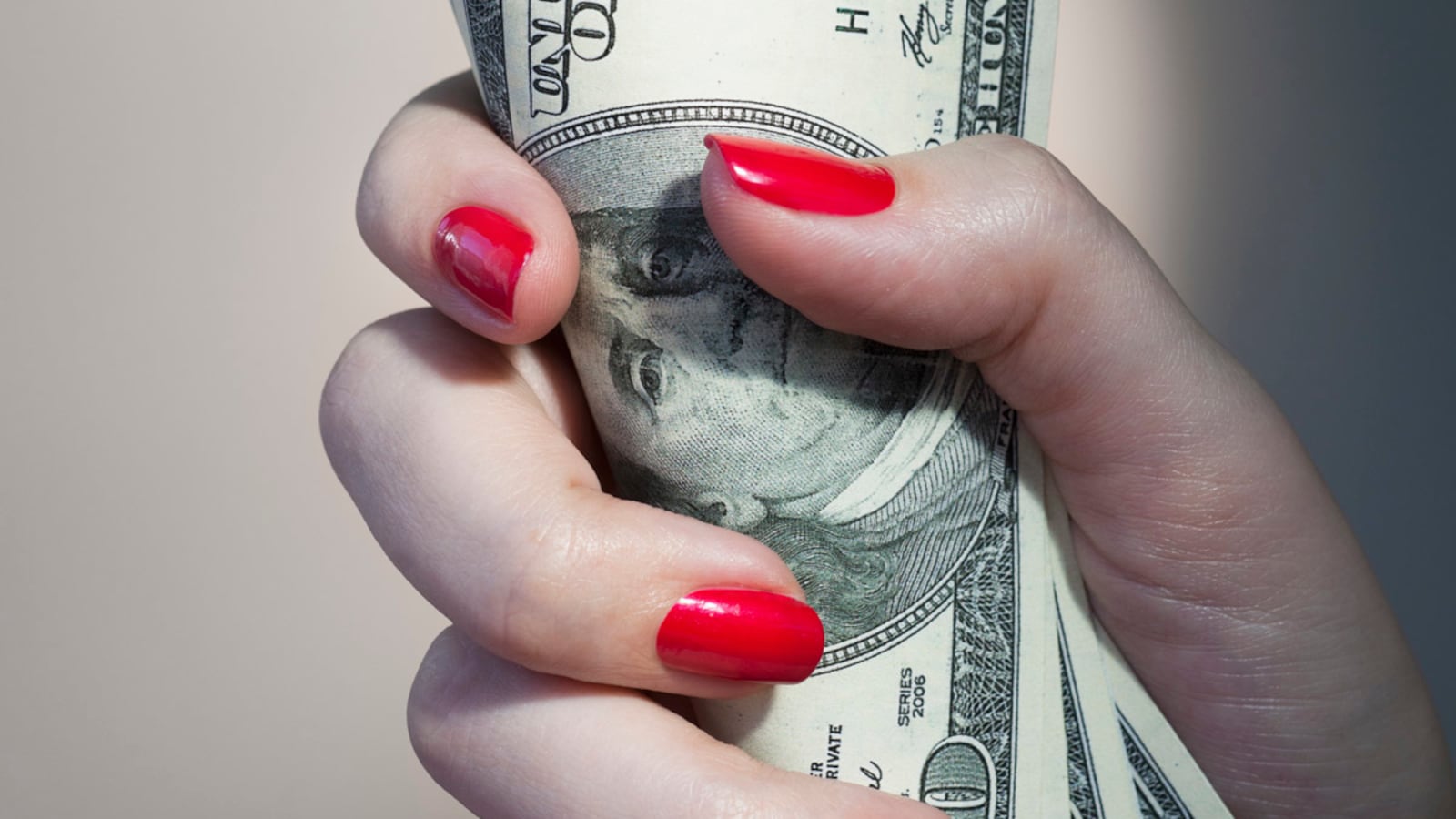 articles/2012/03/20/the-richer-sex-how-women-became-the-new-breadwinners/richer-sex-deluca-tease_dgtu8u