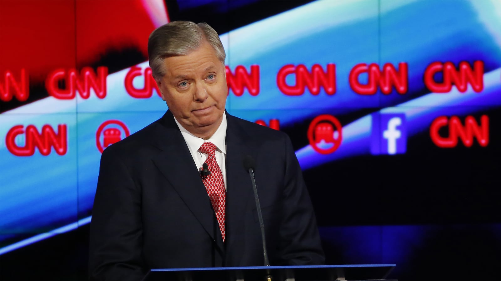 cheats/2015/12/15/graham-keeps-the-undercard-interesting/151215-rahn-graham-debate-tease_yorlzx