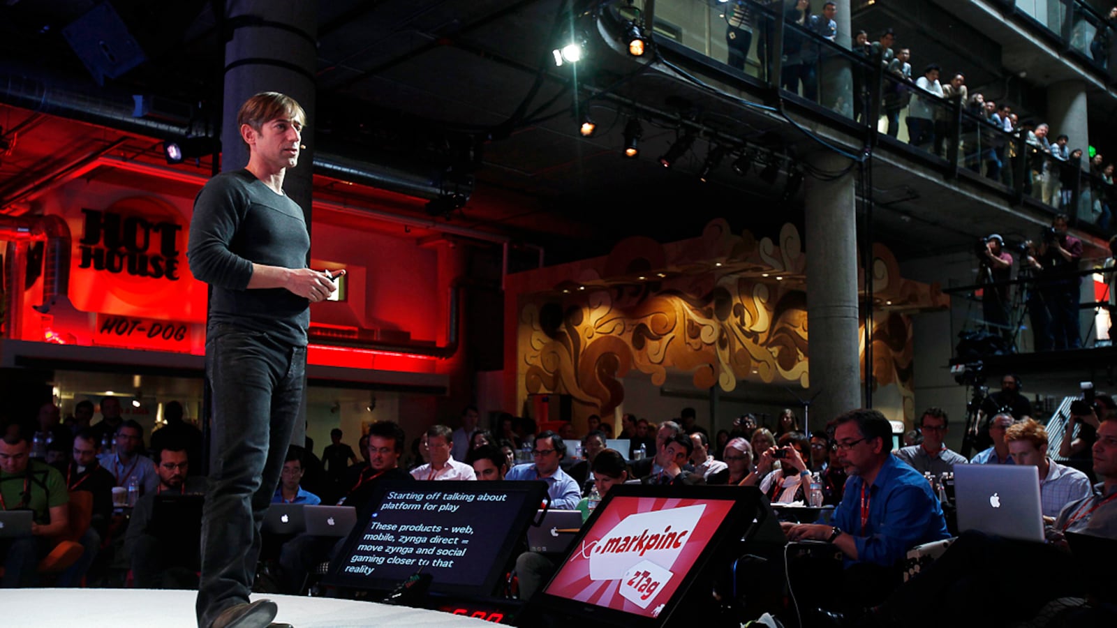 articles/2011/12/14/zynga-s-ipo-gives-founder-mark-pincus-a-stock-class-all-his-own/zynga-ipo-stock-decisions-rivlin_njc7uv