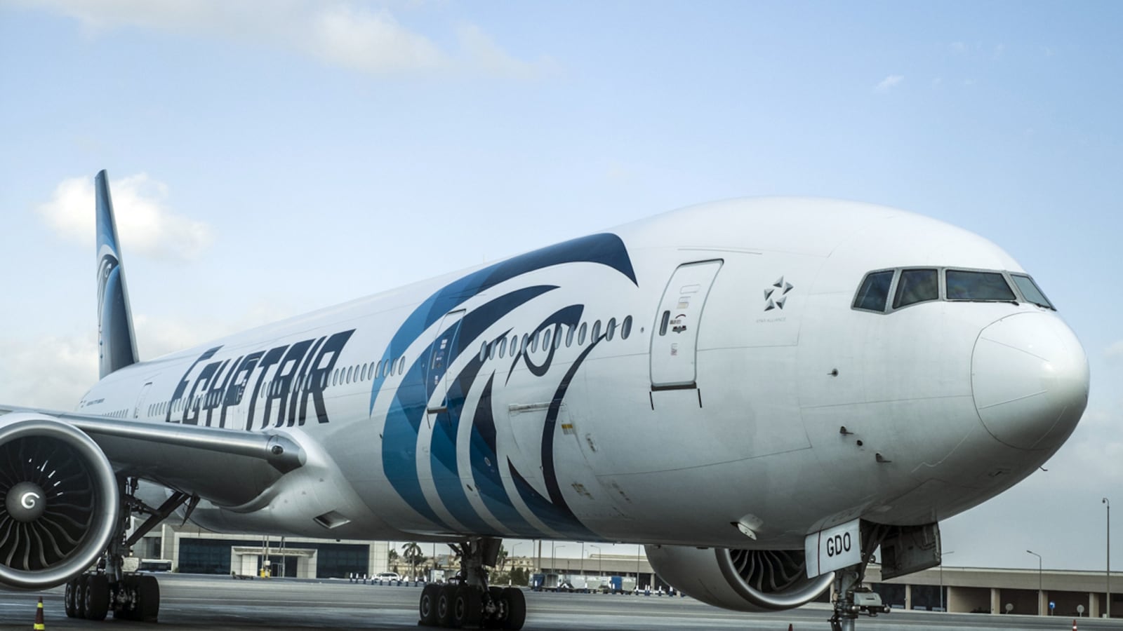 articles/2016/05/19/egyptair-flight-crashed-in-critical-new-air-corridor-created-by-war-zones/egyptair-hines-19052016_ja3rh9