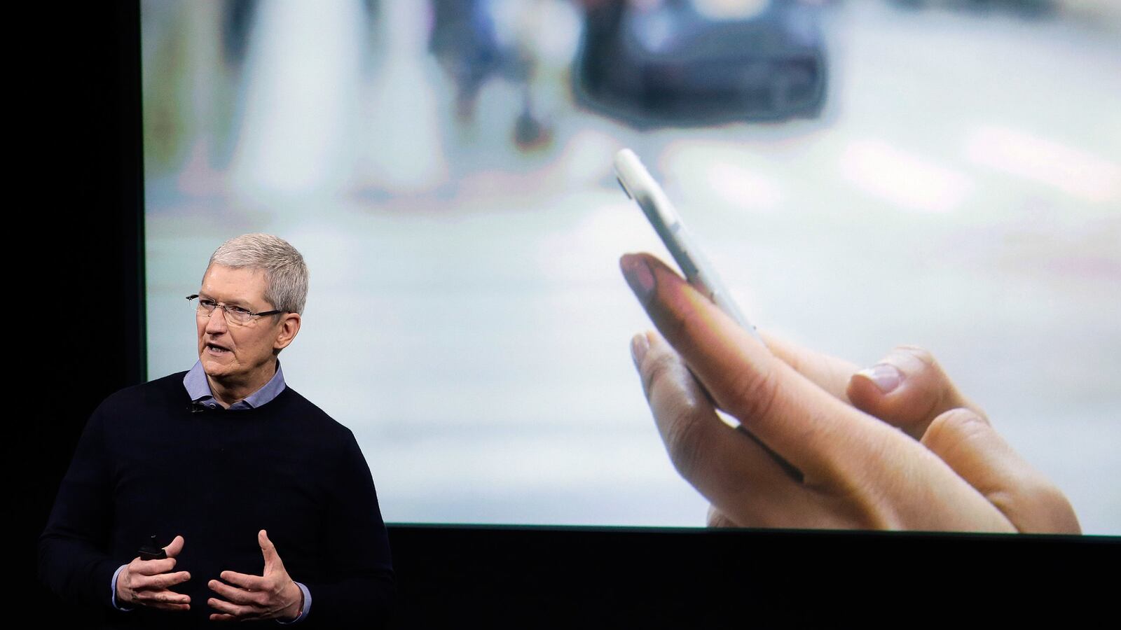 articles/2016/03/21/apple-s-smaller-cheaper-iphone-is-the-best-thing-they-ve-done-in-years/160321-joiner-apple-tease_fer8ja