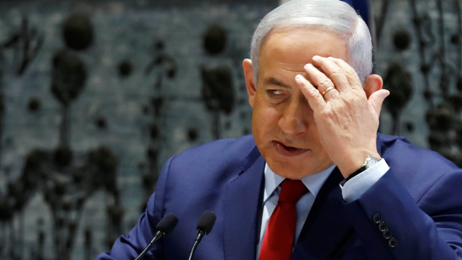 181224-bibi-tease_mwldbi