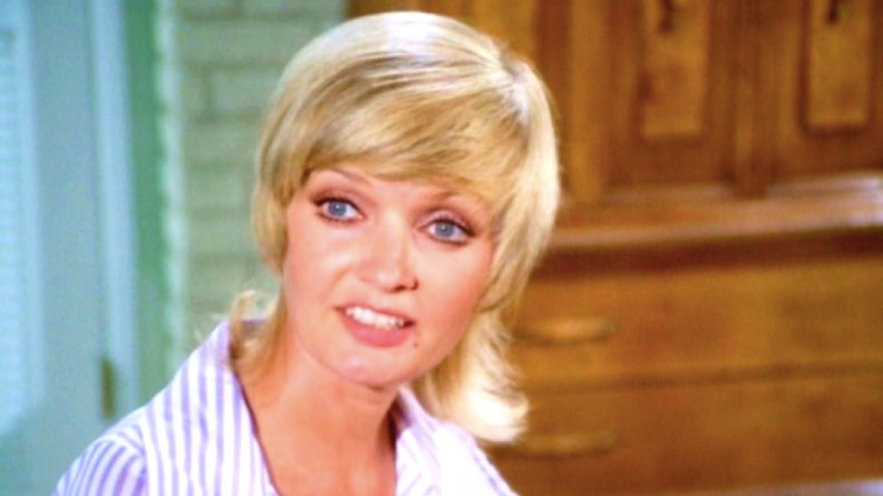 cheats/2016/11/25/florence-henderson-dead-at-82/161126-stern-florence-henderson-tease_wnmmcl