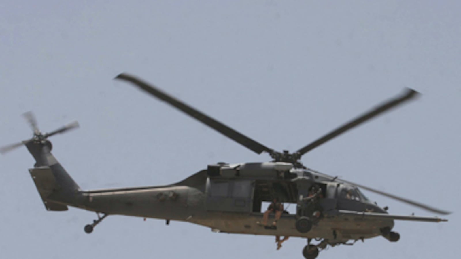 cheats/2011/05/17/nato-choppers-wound-pakistani-troops/nato-helicopter_fbztil