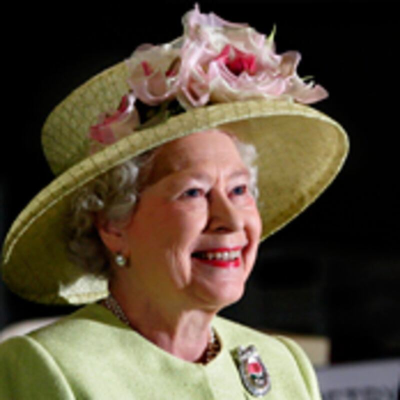 articles/2009/04/21/to-the-queen-on-her-83rd-birthday/lacey-queen-elizabeth-birthday_23243_rob2xg