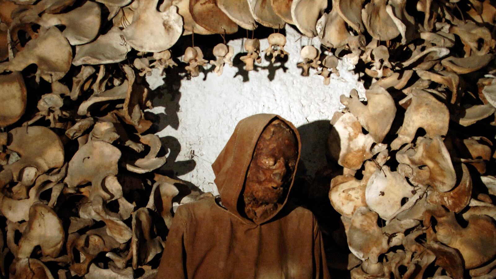 180517-barbie-morbid-rome-tease_rkfmyk