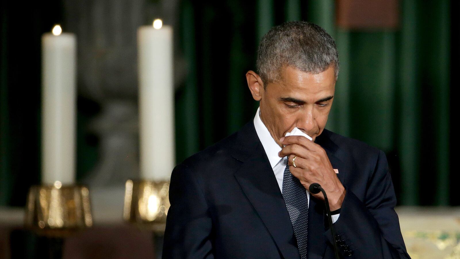 galleries/2015/06/08/politicians-weeping-photos/150608-politicians-crying-01_oplsi3