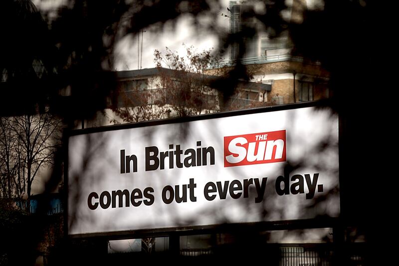 articles/2012/02/26/rupert-murdoch-launches-sun-on-sunday/sun-relaunch-giglio_uxeojm