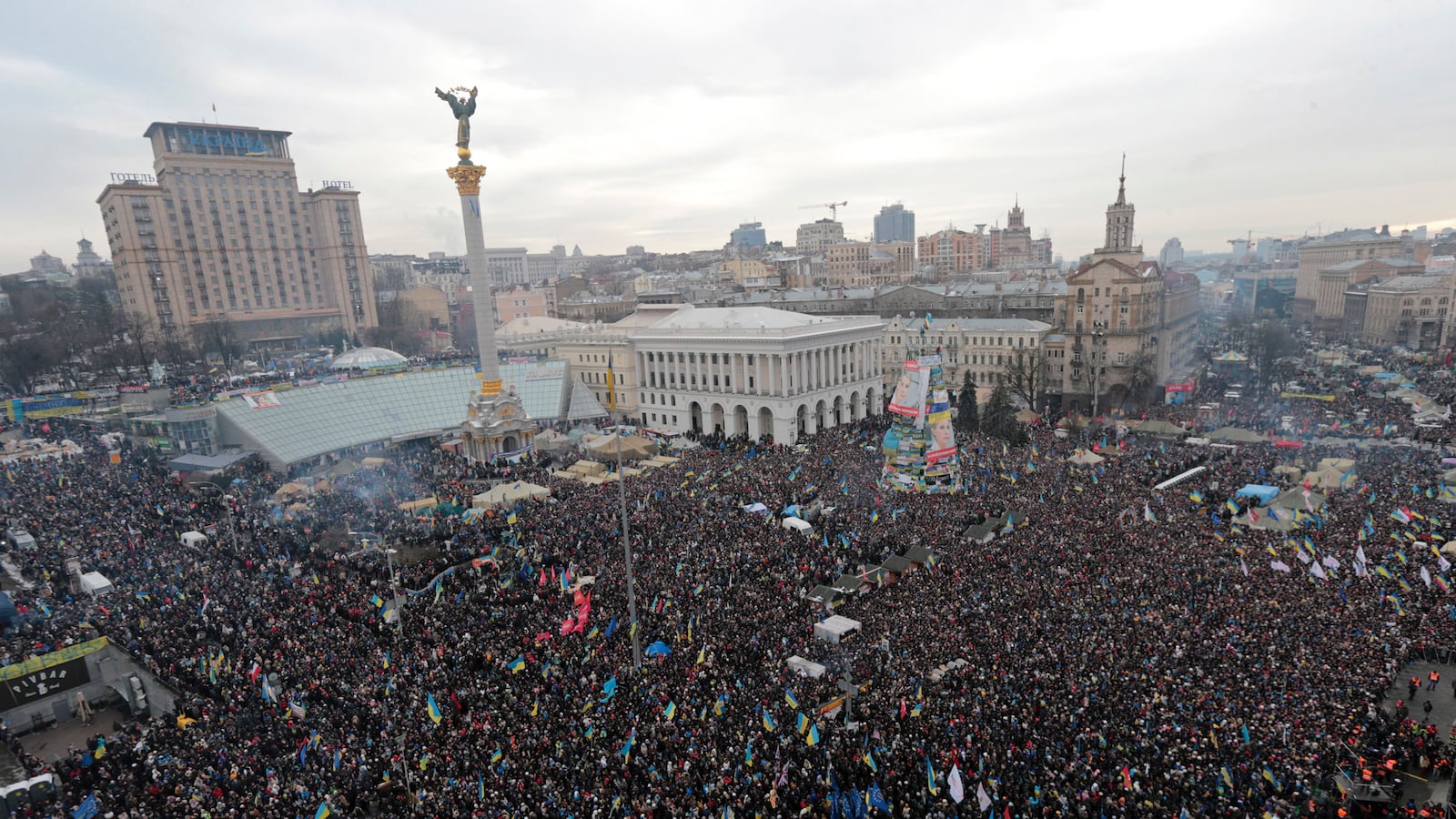 articles/2013/12/16/Parliamentarian-lesya-orobets-on-the-myth-of-a-divided-ukraine/131215-_ukrainian-politician-tease_gp3xj6