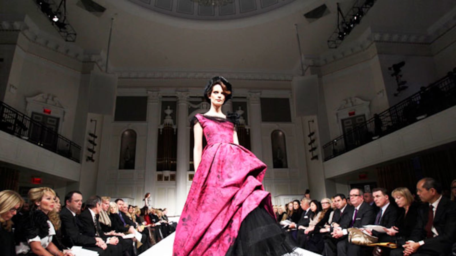 galleries/2010/02/14/fashion-week-day-4/fashion-week-day-4_er0h8i