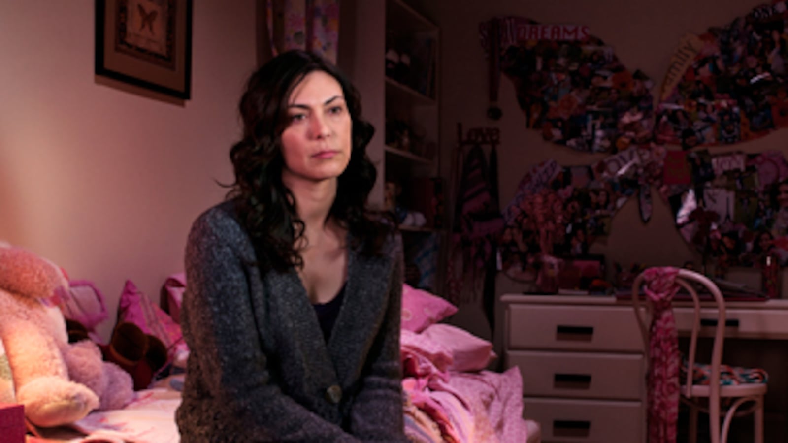 articles/2011/05/22/michelle-forbes-talks-about-amcs-the-killing/lacob-killing-forbes_182106_wfesoj