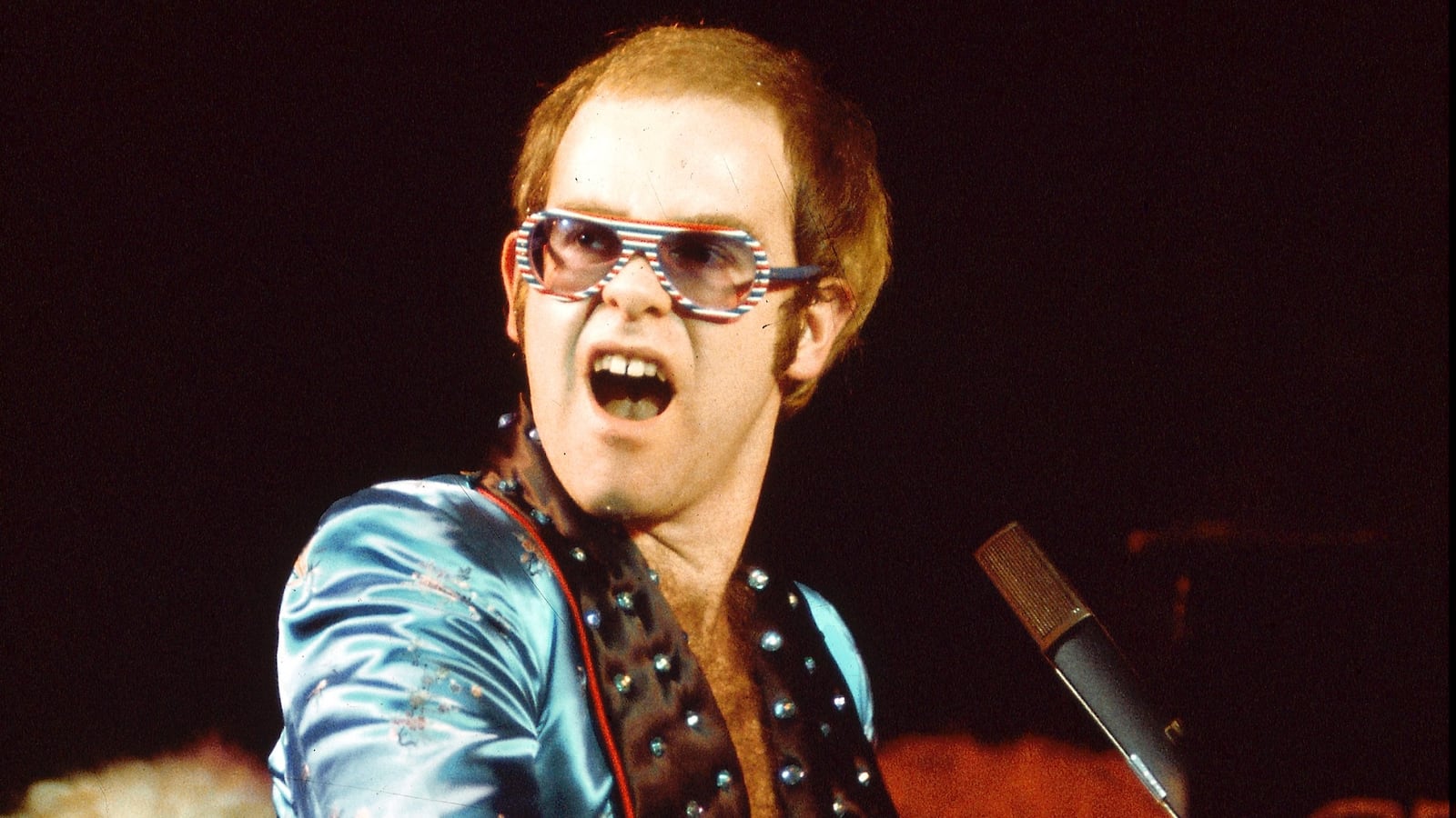 Elton John performing in 1973.