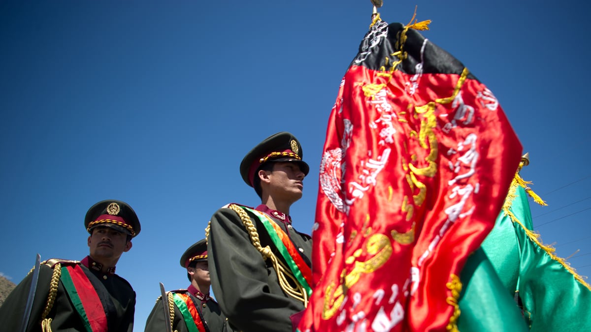 cheats/2012/04/22/u-s-afghanistan-reach-aid-deal/afghan-national-army-cheat_hj1j4x