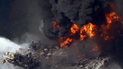 cheats/2010/04/21/11-missing-in-oil-rig-explosion/oil-rig-explosion_d6yezo