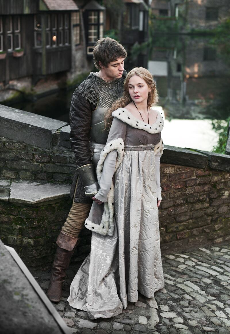 galleries/2013/05/28/summer-2013-tv-preview-the-bridge-broadchurch-the-fall-more/SLIDE14_TheWhiteQueen_sl4zx2